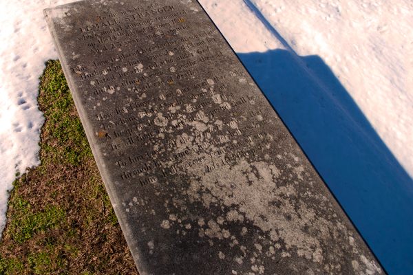 The grave in 2016